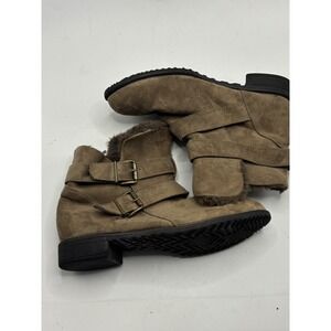 Whitemt Womens Tan Suede Faux Fur Lined Buckle Moto Boots Size 8